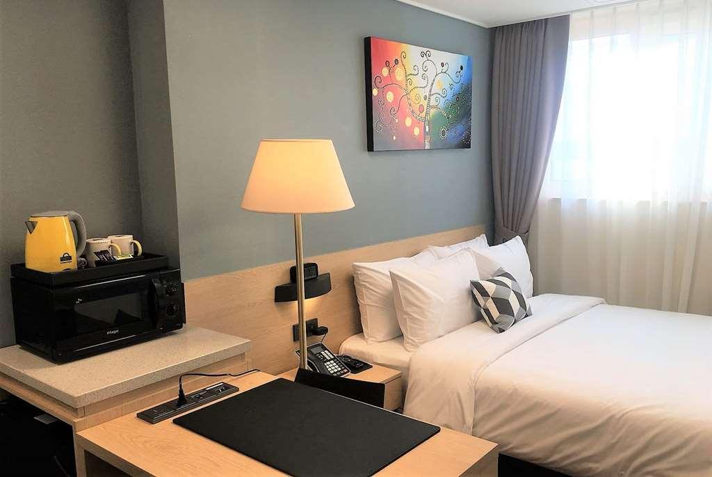 Days Hotel & Suites By Wyndham Incheon Airport Zimmer foto